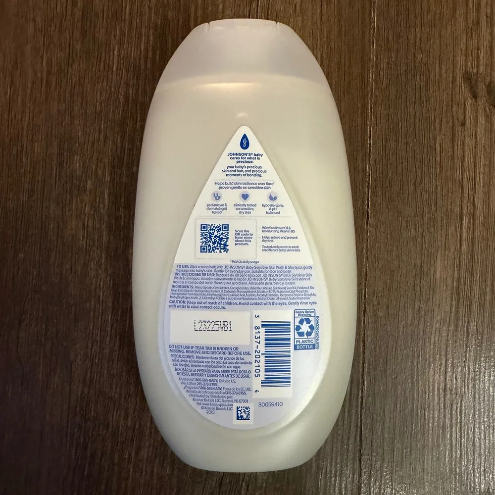 Johnson's Baby Face & Body Cream 13.6oz Sensitive Care Vitamin‎ B5 NEW